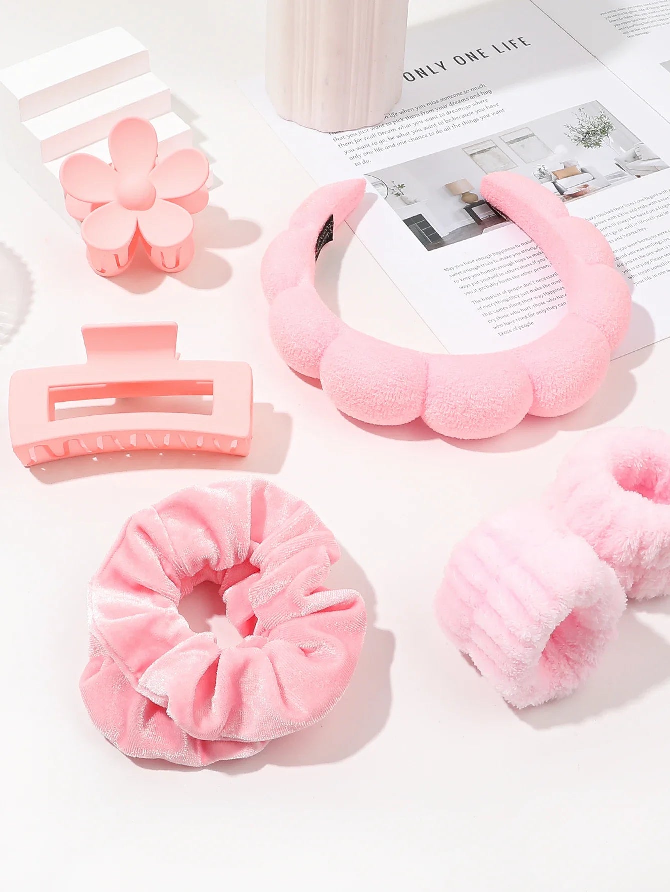 Set Spa de Microfibra 7 Piezas para Skincare | Diadema, Muñequeras, Scrunchies, Pinzas y Cepillo Limpiador | Rosa, Lila, Amarillo, Turquesa, Gris y Negro